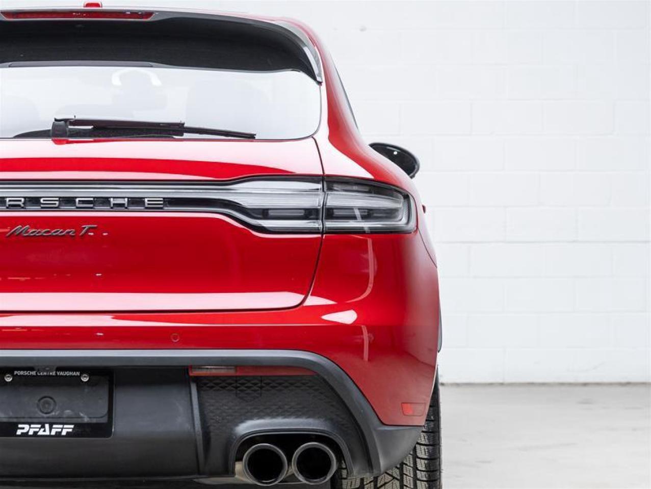 2025 Porsche Macan  Photo