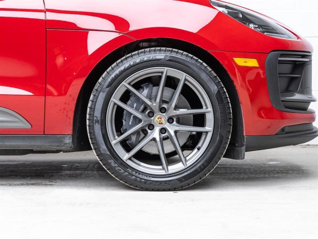 2025 Porsche Macan  Photo