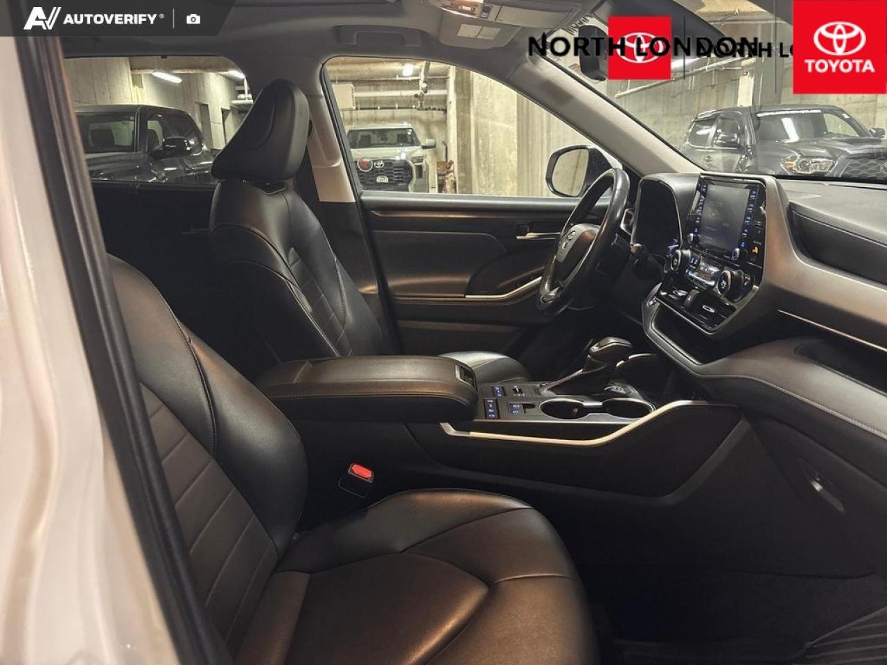 2022 Toyota Highlander XLE 4dr All-wheel Drive Photo