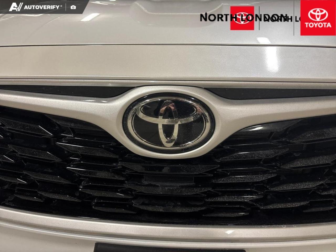 2022 Toyota Highlander XLE 4dr All-wheel Drive Photo