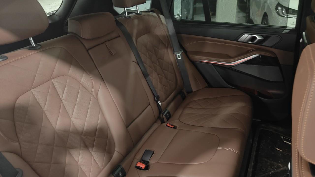 2024 BMW X5 xDrive40i 4dr All-Wheel Drive Sports Activity Vehicle Photo