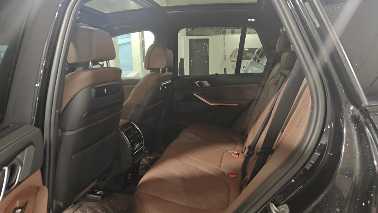 2024 BMW X5 xDrive40i 4dr All-Wheel Drive Sports Activity Vehicle Photo