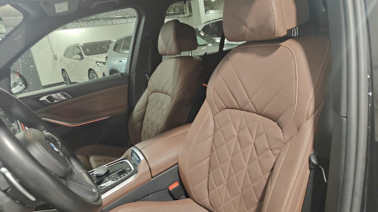 2024 BMW X5 xDrive40i 4dr All-Wheel Drive Sports Activity Vehicle Photo