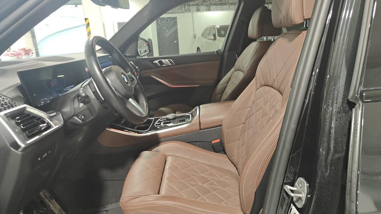 2024 BMW X5 xDrive40i 4dr All-Wheel Drive Sports Activity Vehicle Photo