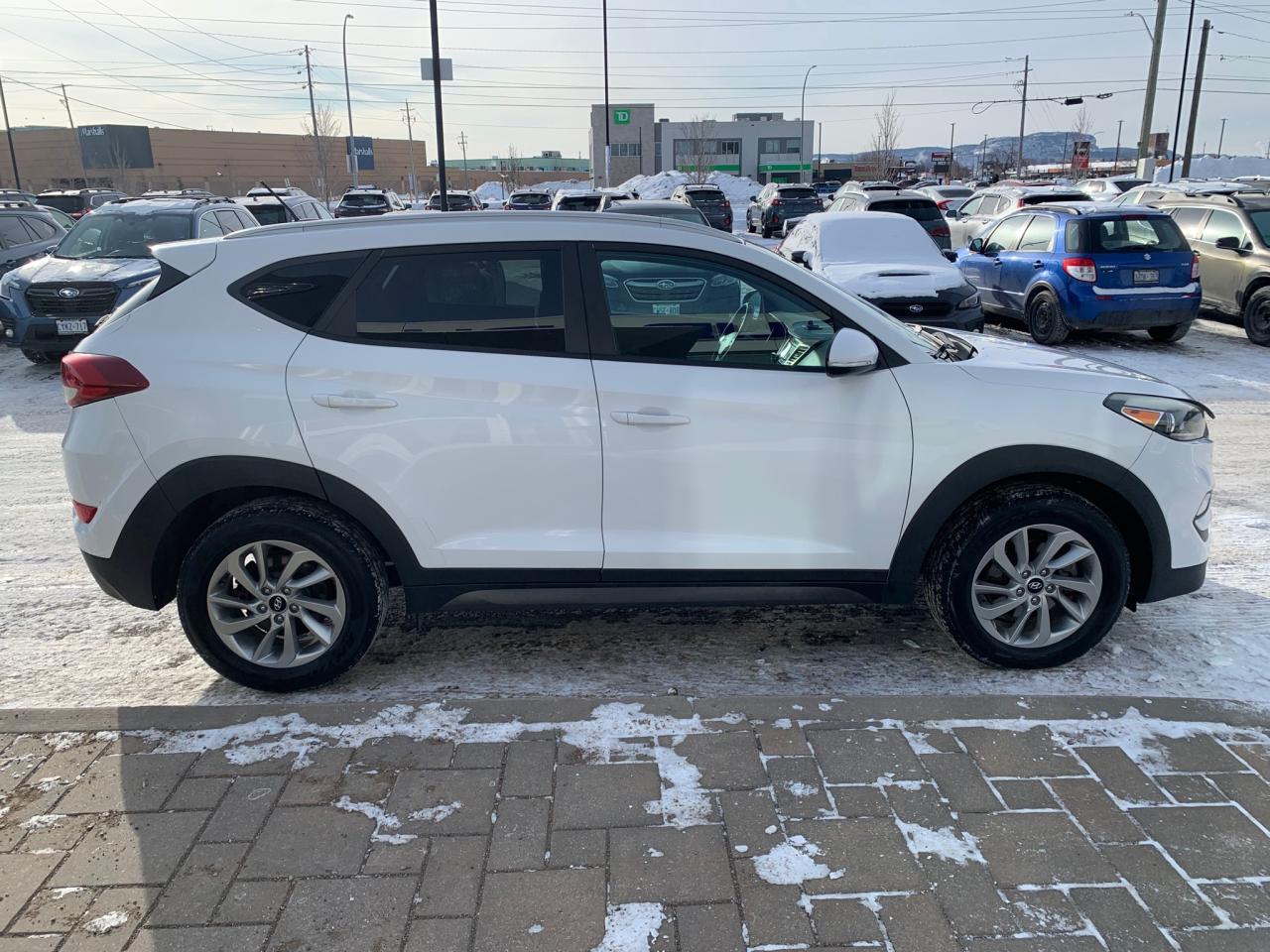 2016 Hyundai Tucson Premium 2.0 (A6) 4dr All-Wheel Drive Photo