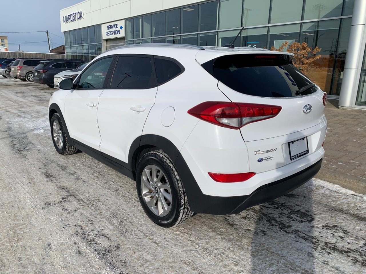 2016 Hyundai Tucson Premium 2.0 (A6) 4dr All-Wheel Drive Photo