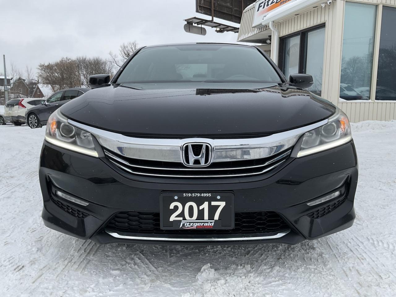 2017 Honda Accord Sport - SUNROOF! BACK-UP/BLIND-SPOT CAM! CAR PLAY! Photo