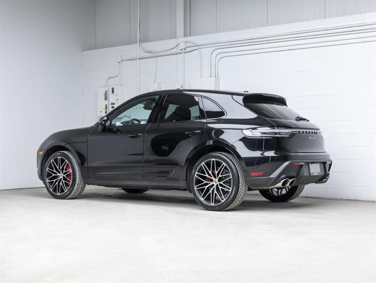 2025 Porsche Macan  Photo