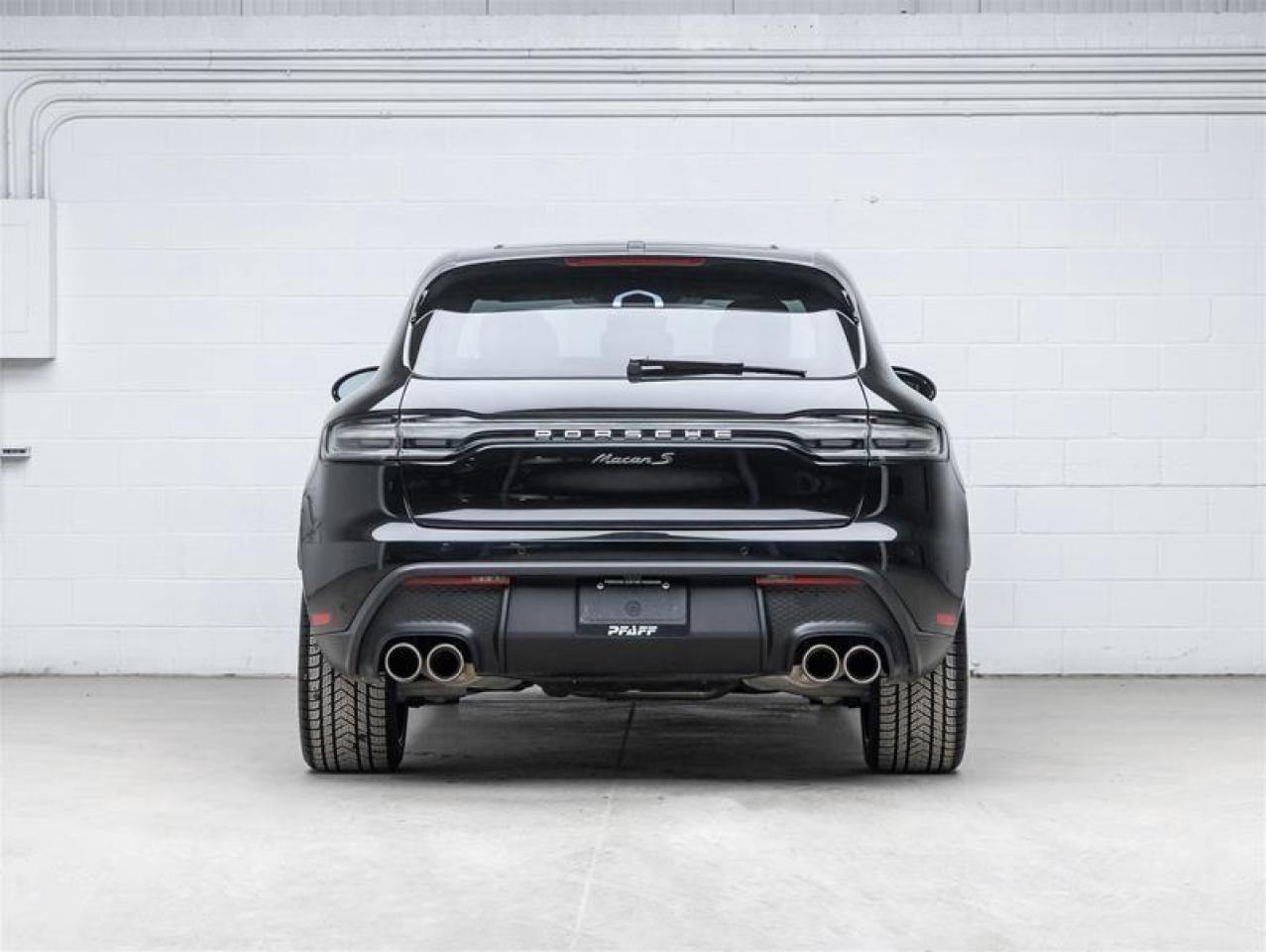 2025 Porsche Macan  Photo