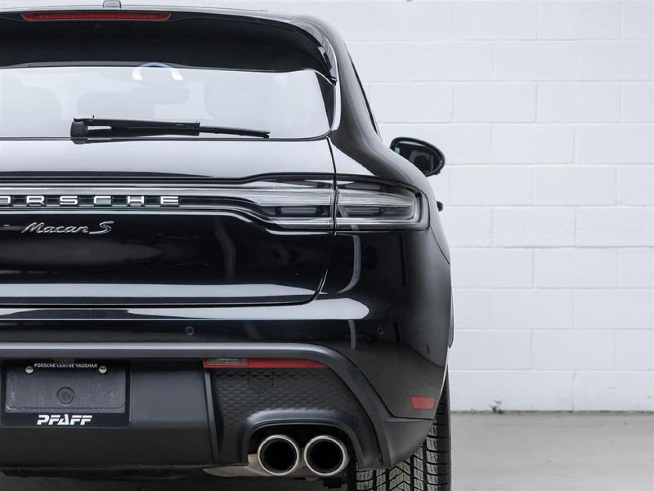 2025 Porsche Macan  Photo