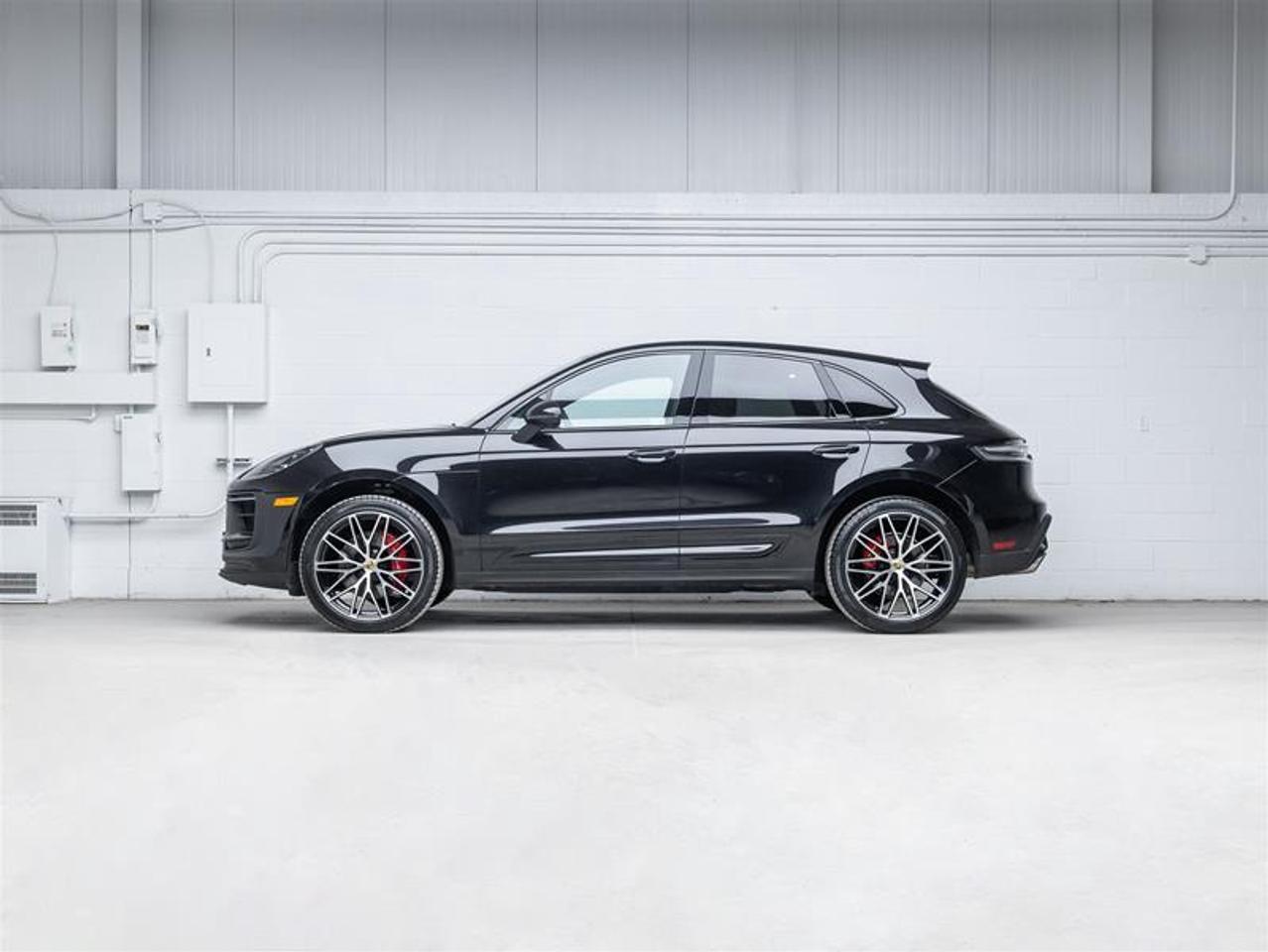 2025 Porsche Macan  Photo
