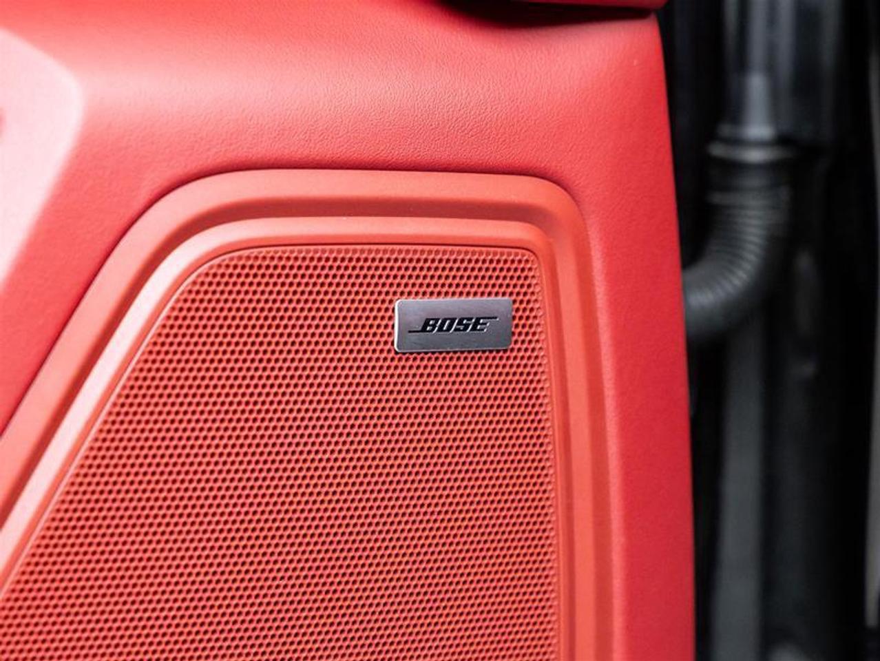 2025 Porsche Macan  Photo