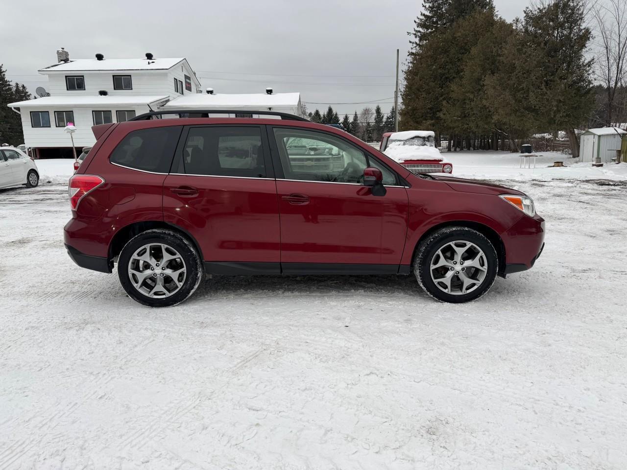 2015 Subaru Forester 2.5i Limited Package w/Technology Pkg Option (CVT) 4dr All-Wheel Drive Photo