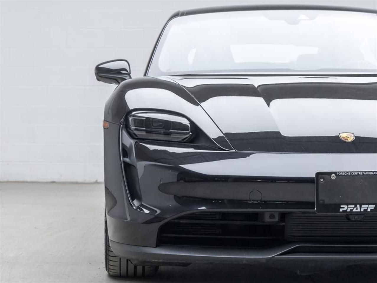 2022 Porsche Taycan  Photo