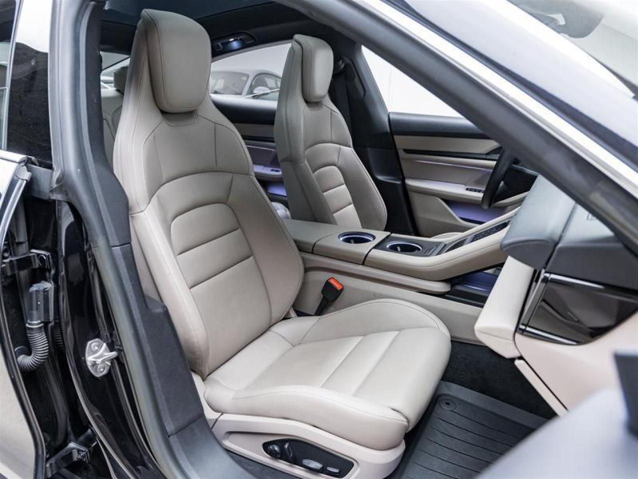 2022 Porsche Taycan  Photo