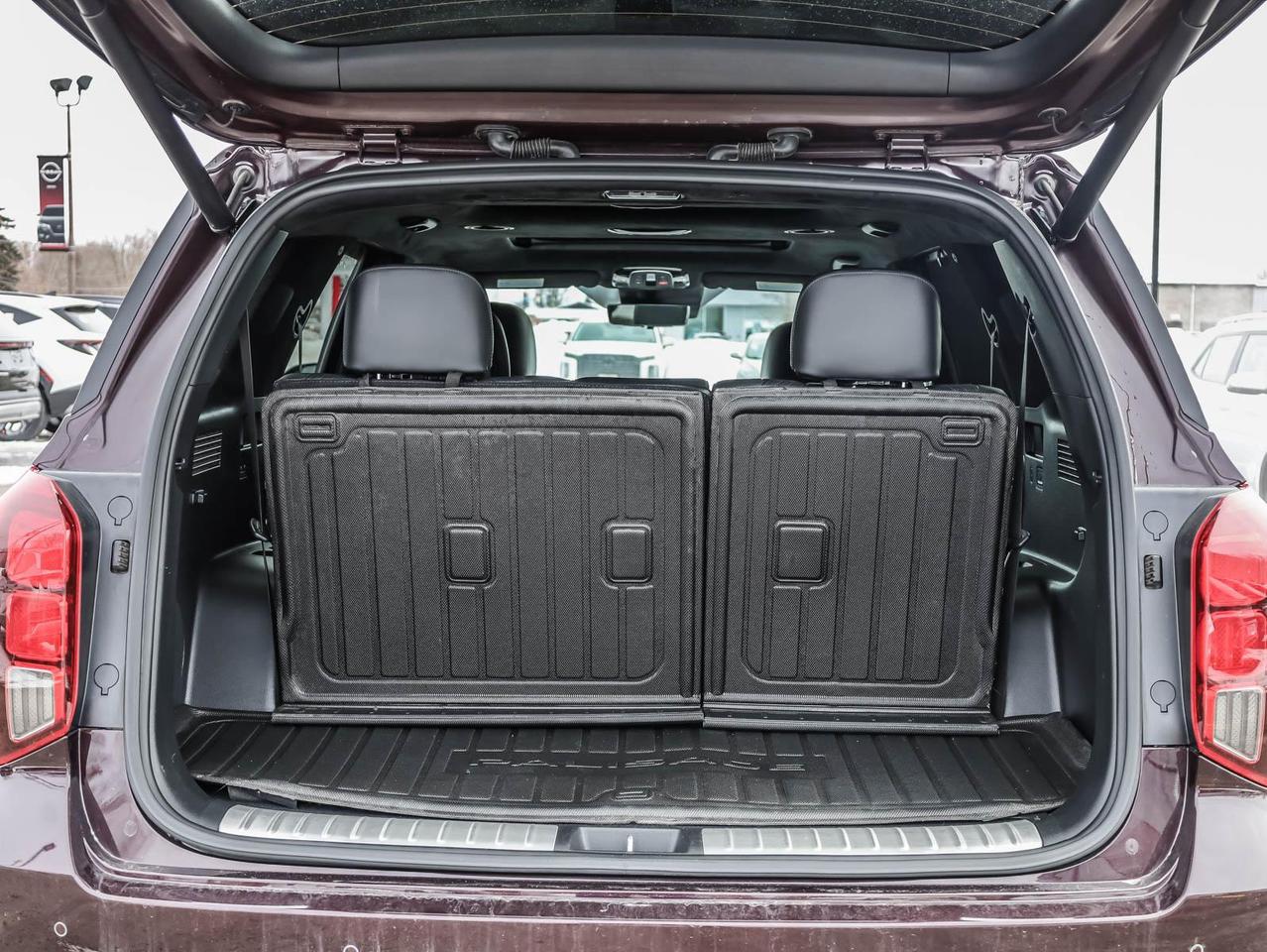 2024 Hyundai PALISADE Ultimate Calligraphy 4dr All-Wheel Drive Photo
