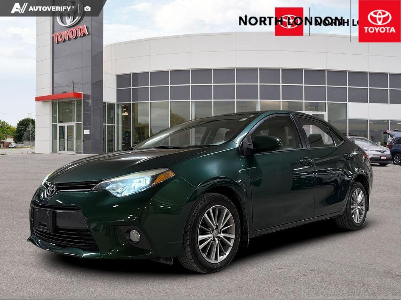 2015 Toyota Corolla LE (CVT) 4dr Sedan Photo0