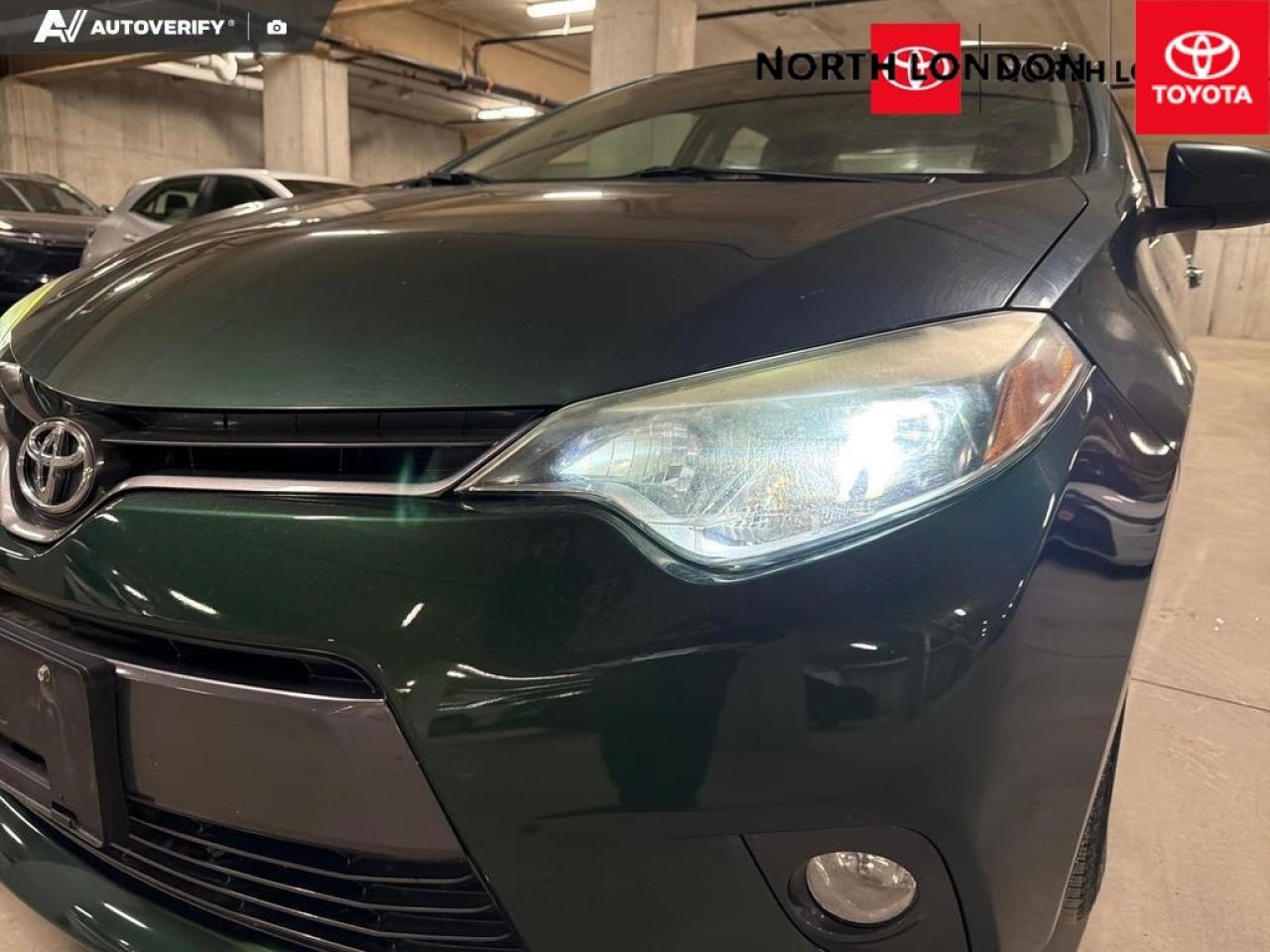 2015 Toyota Corolla LE (CVT) 4dr Sedan Photo