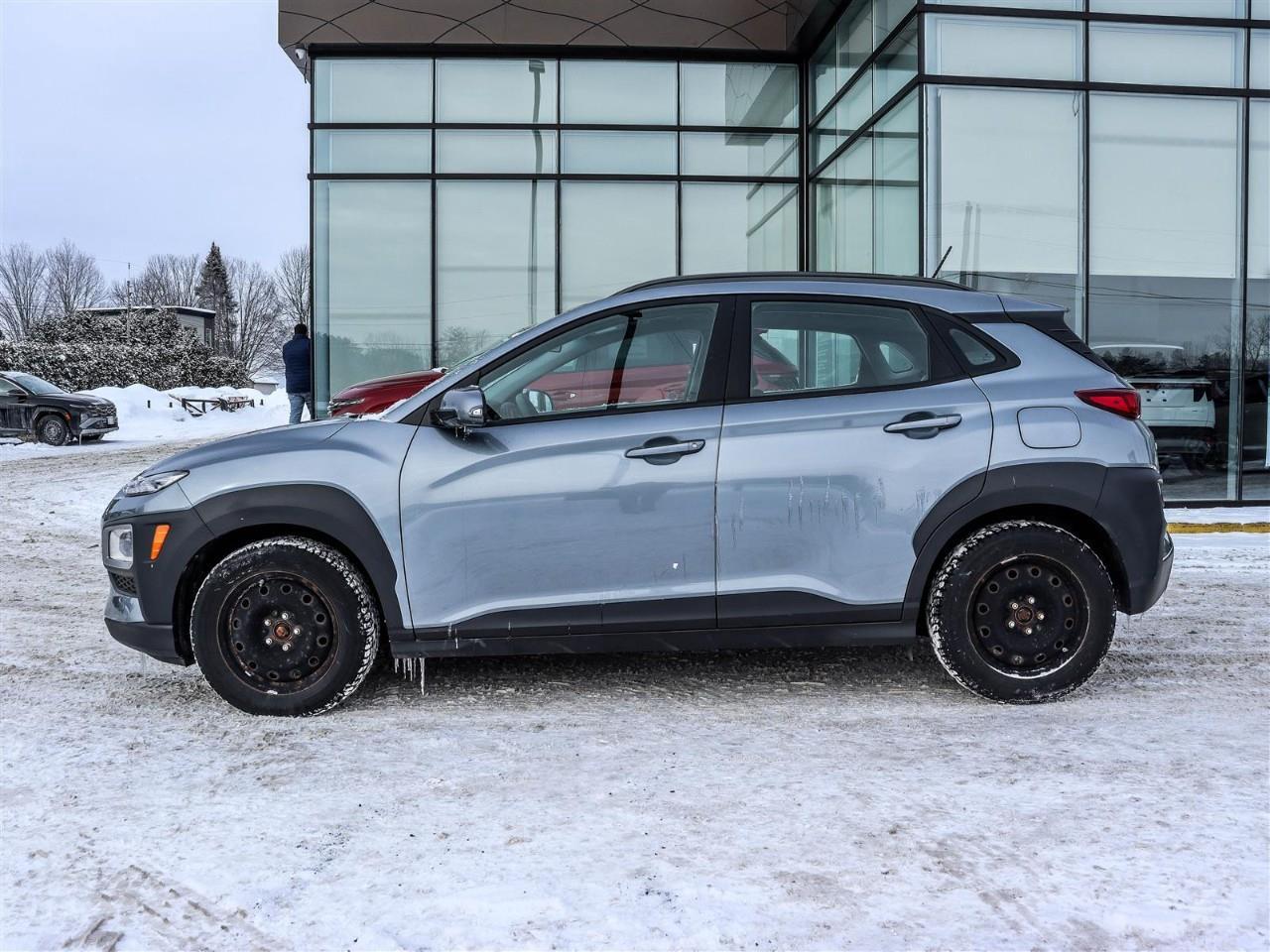 2021 Hyundai KONA 2.0L Essential 4dr All-Wheel Drive Photo4