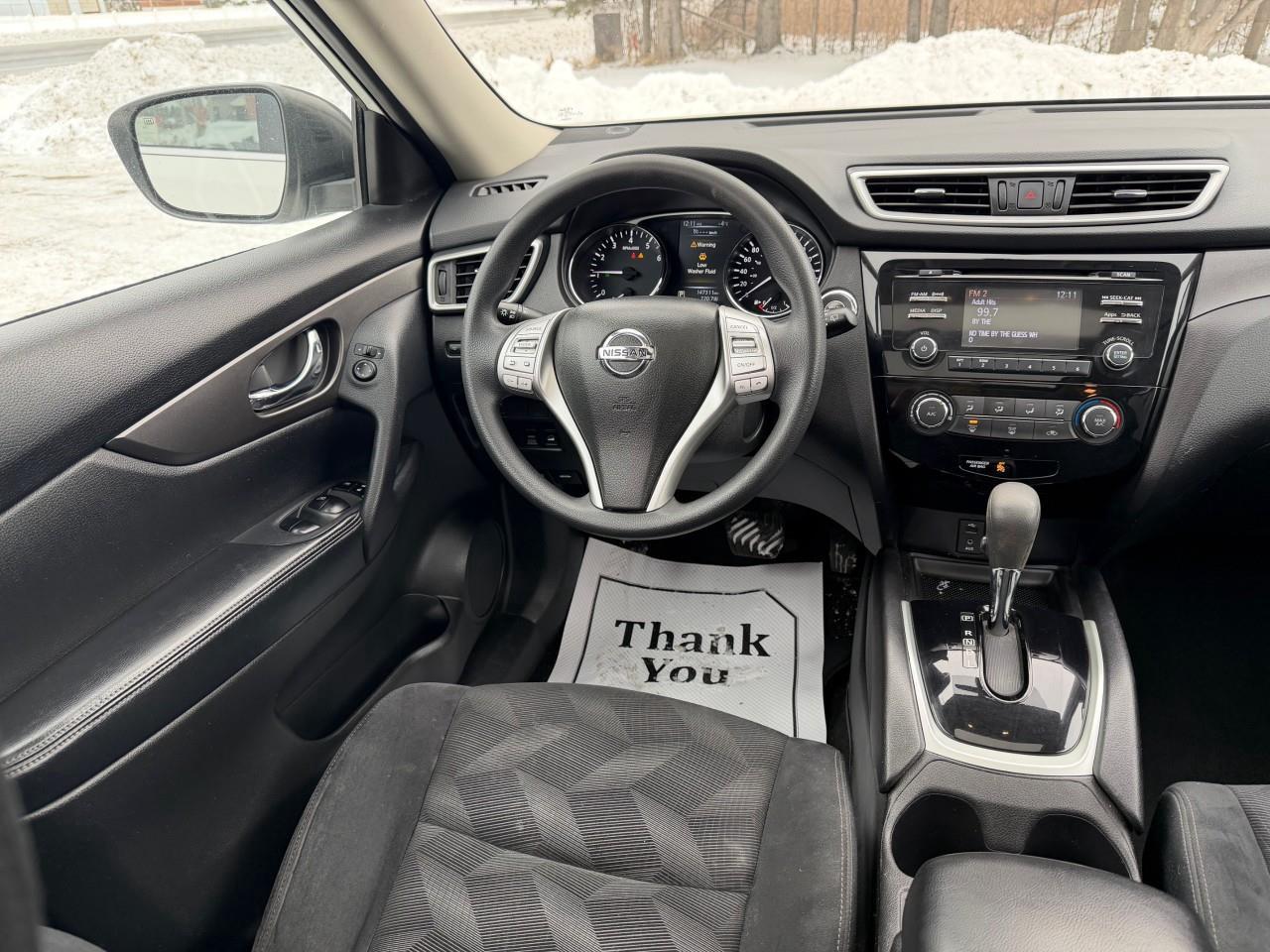 2014 Nissan Rogue SV 4dr All-wheel Drive Photo