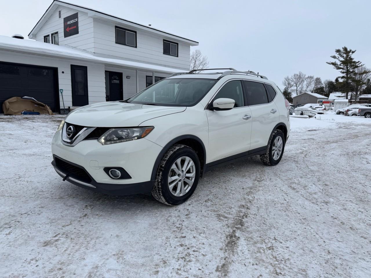 2014 Nissan Rogue SV 4dr All-wheel Drive Photo