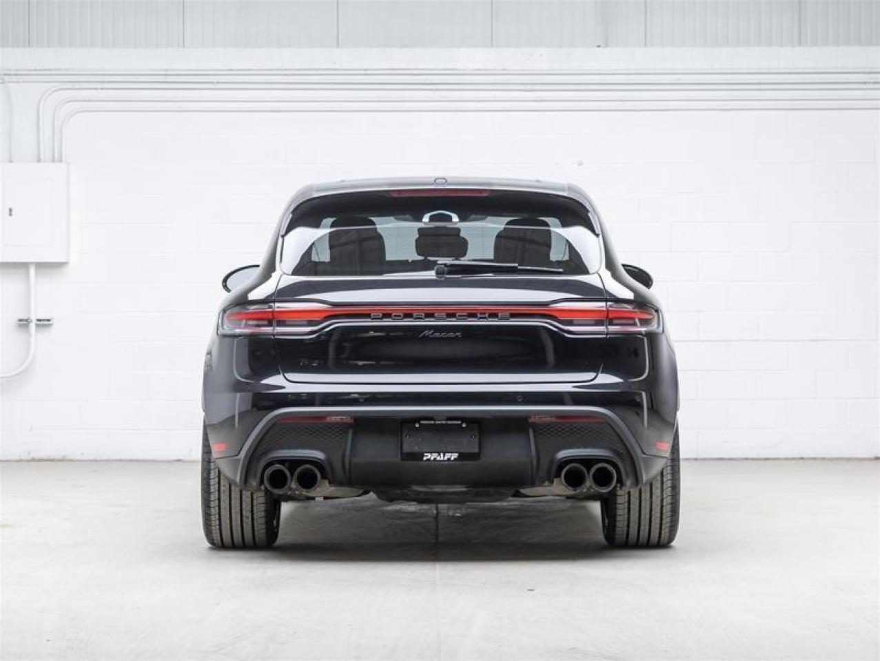2023 Porsche Macan  Photo