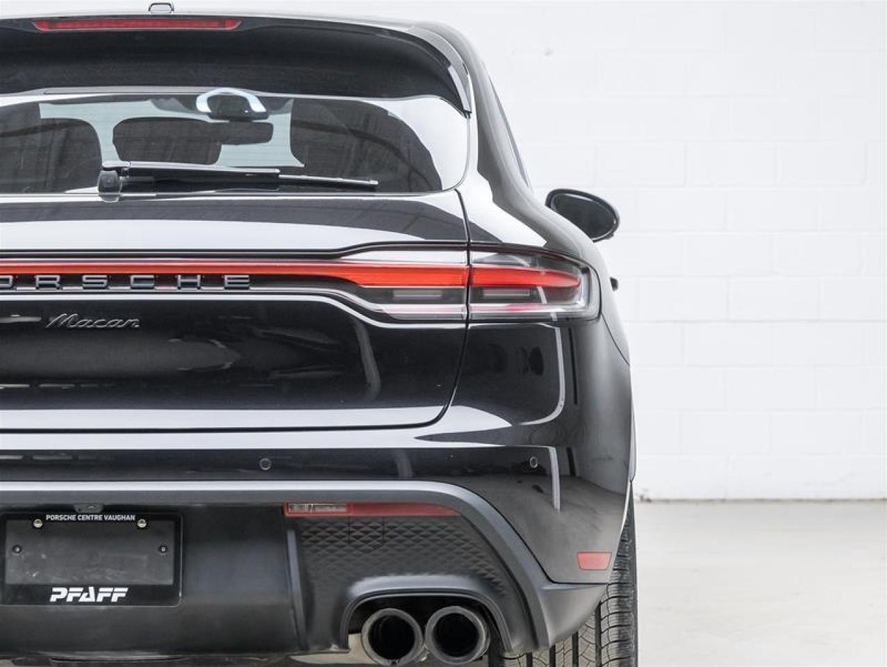2023 Porsche Macan  Photo