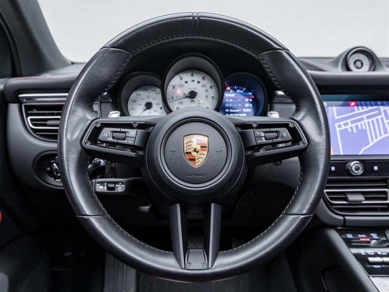 2023 Porsche Macan  Photo