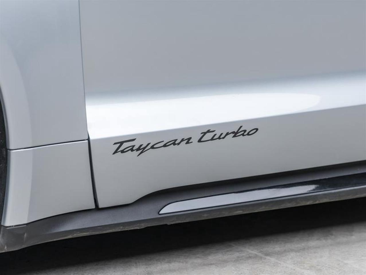 2020 Porsche Taycan  Photo
