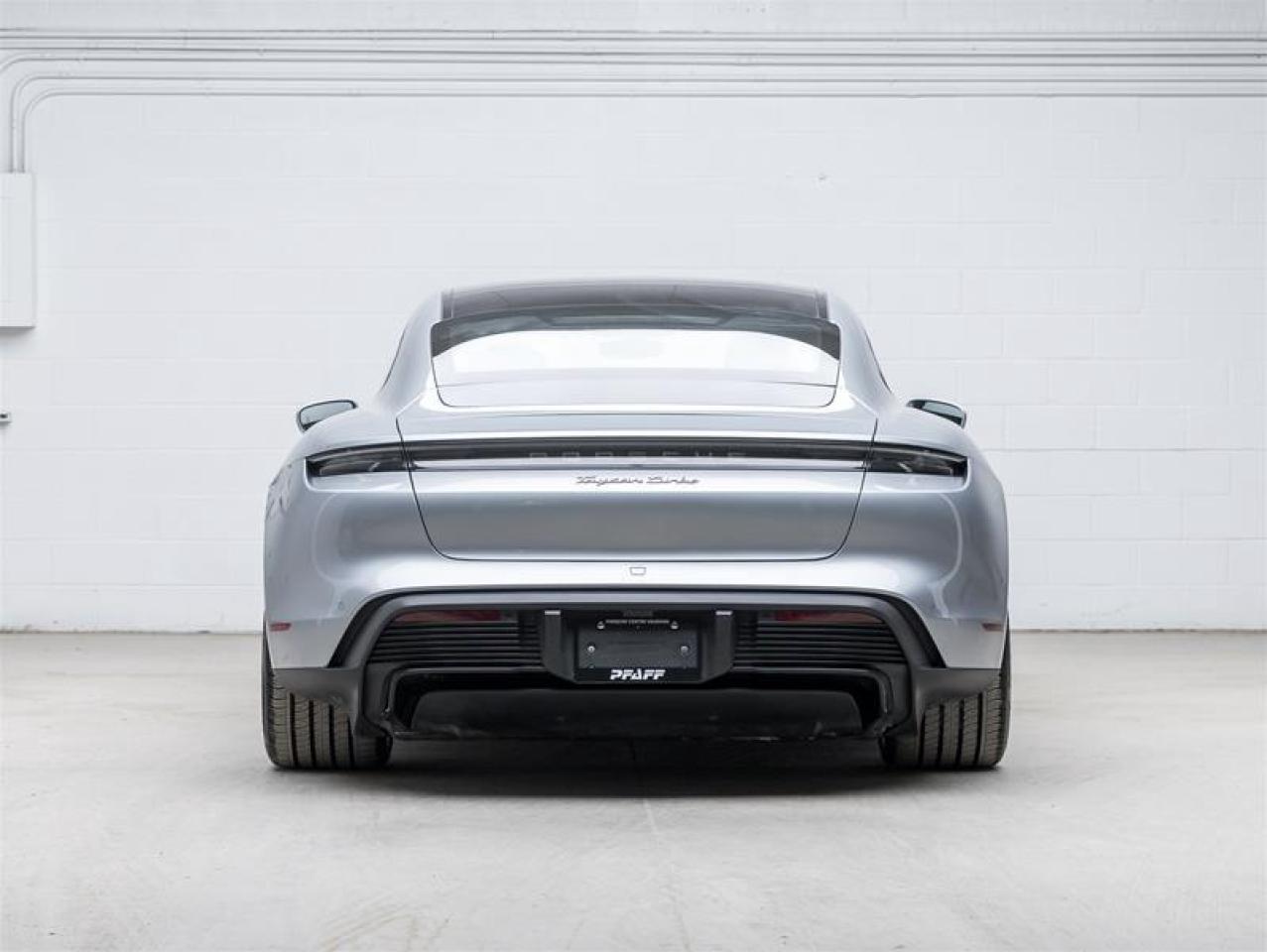 2020 Porsche Taycan  Photo