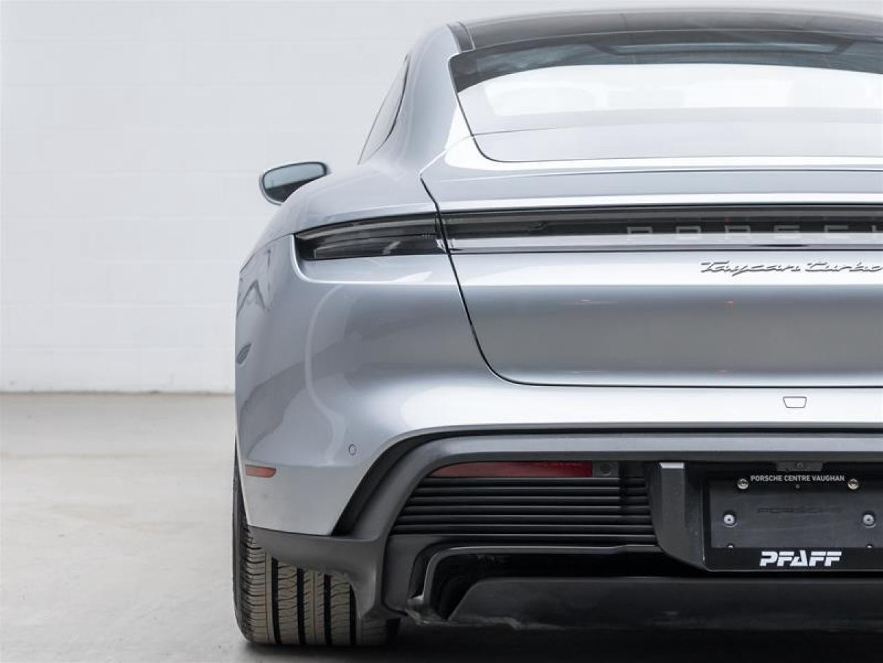 2020 Porsche Taycan  Photo
