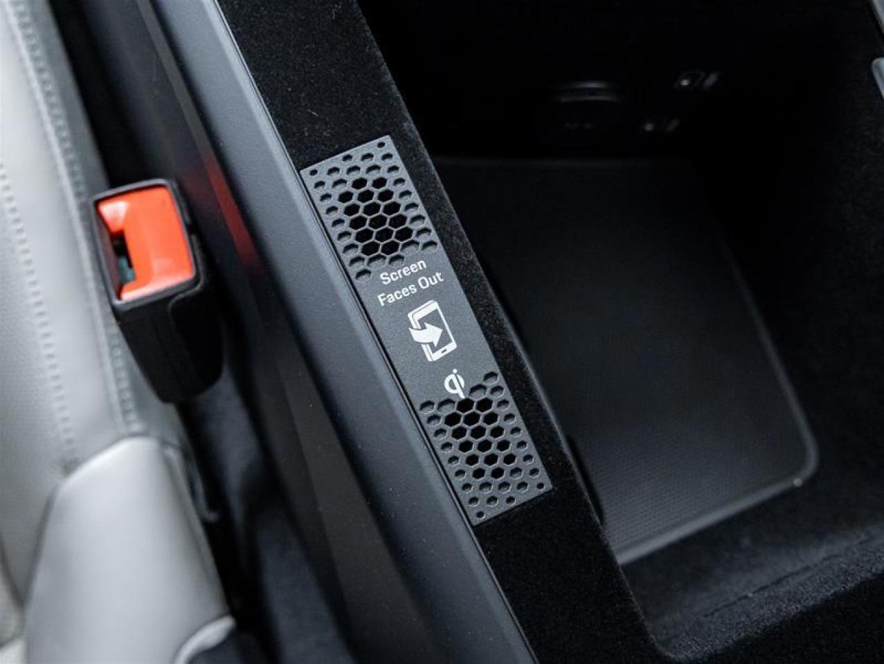 2020 Porsche Taycan  Photo