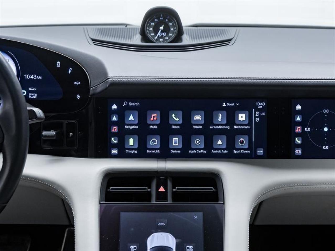 2020 Porsche Taycan  Photo