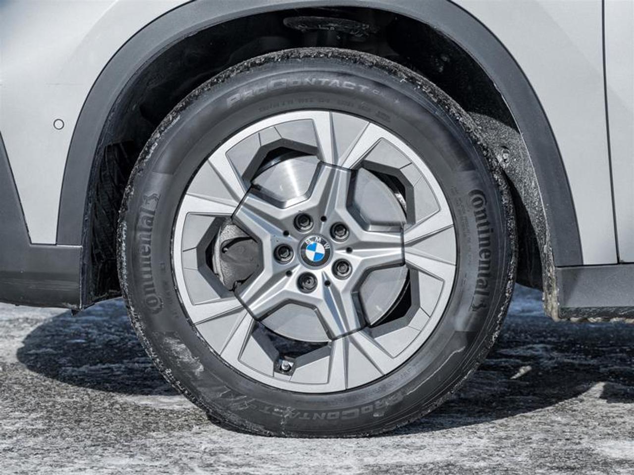 2023 BMW X1 xDrive28i 4dr All-wheel Drive Sports Activity Vehicle Photo4