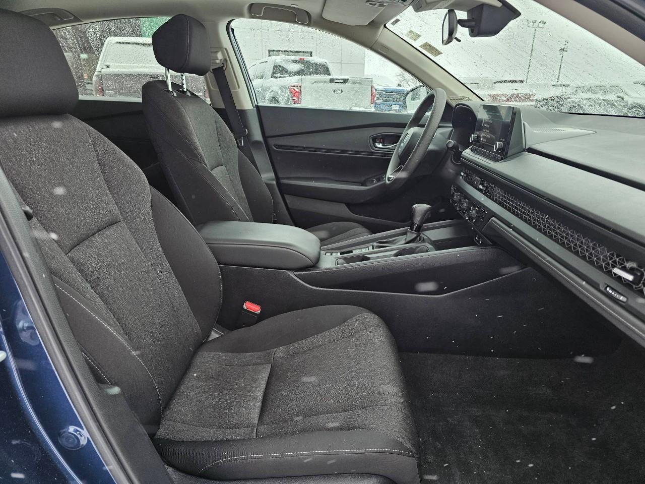 2023 Honda Accord EX 4DR SEDAN Photo