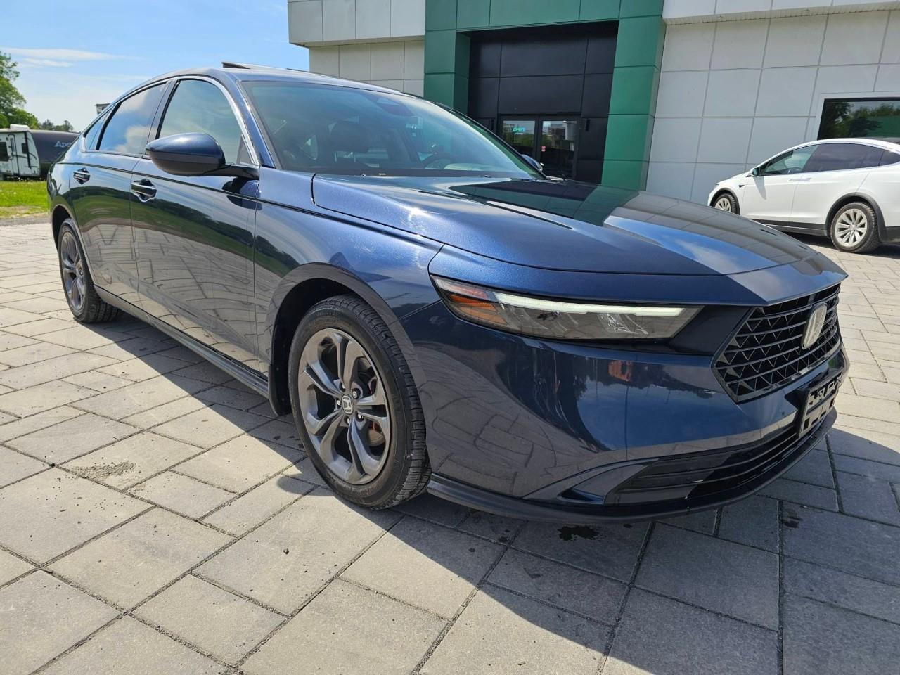 2023 Honda Accord EX 4DR SEDAN Photo2