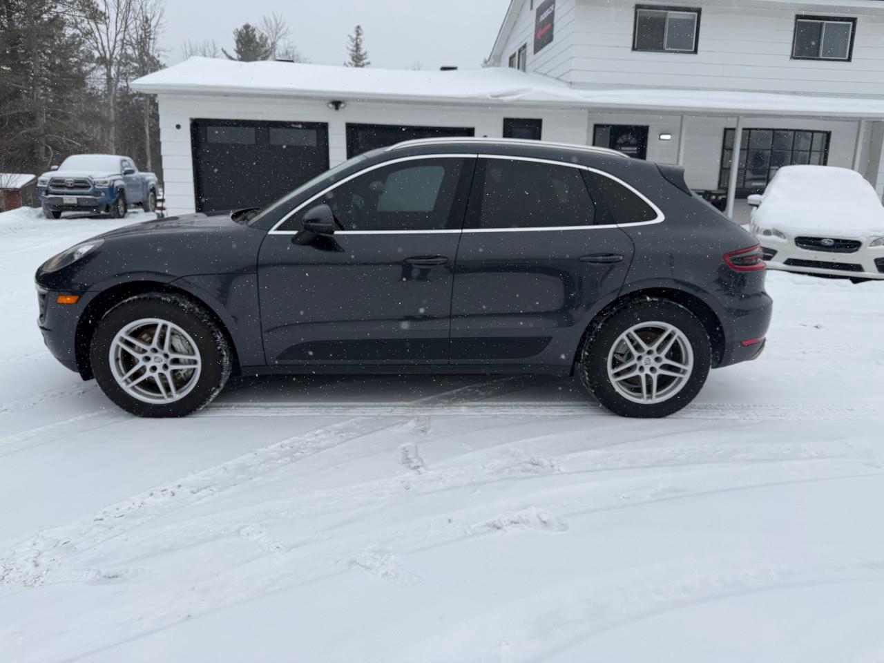 2017 Porsche Macan S 4dr All-Wheel Drive Photo