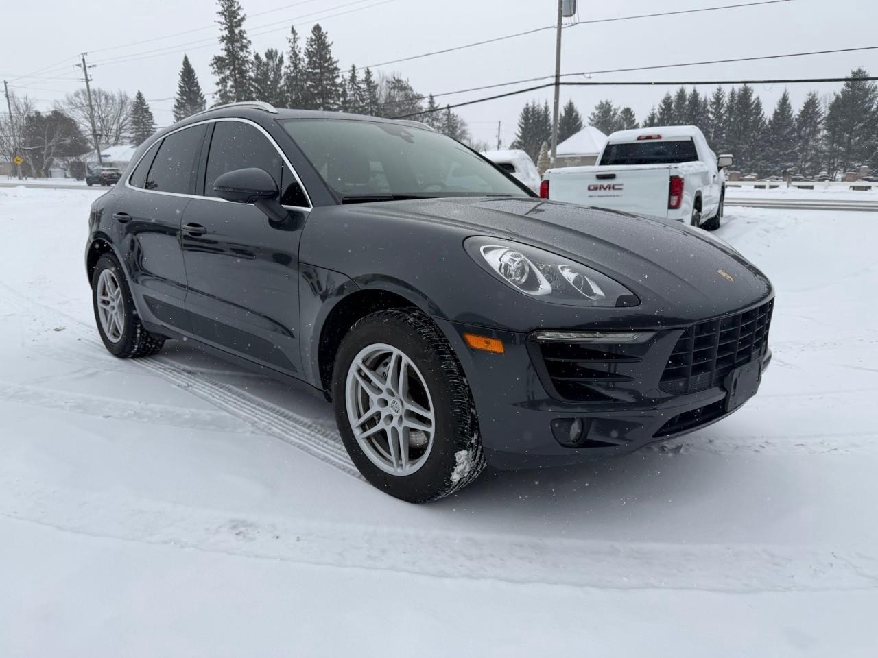 2017 Porsche Macan S 4dr All-Wheel Drive Photo
