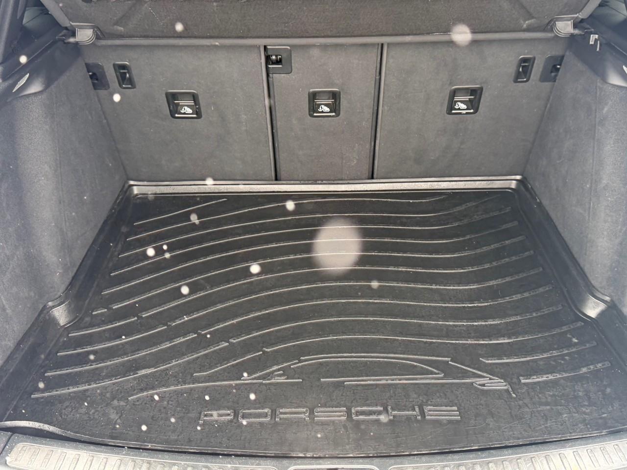 2017 Porsche Macan S 4dr All-Wheel Drive Photo