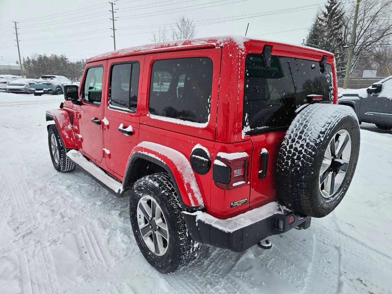 2021 Jeep WRANGLER UNLIMITED Sahara 4dr 4x4 Photo