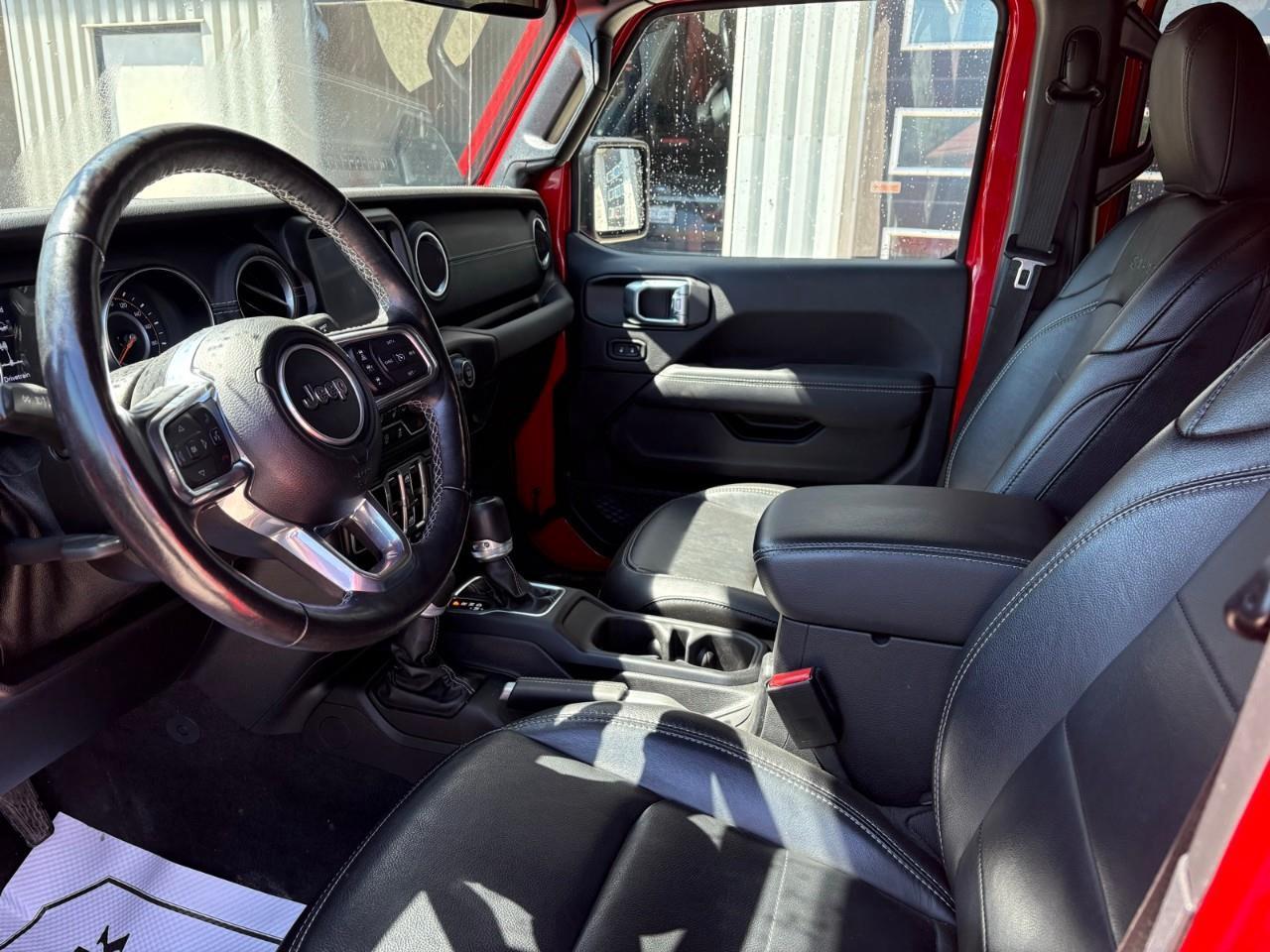 2021 Jeep WRANGLER UNLIMITED Sahara 4dr 4x4 Photo