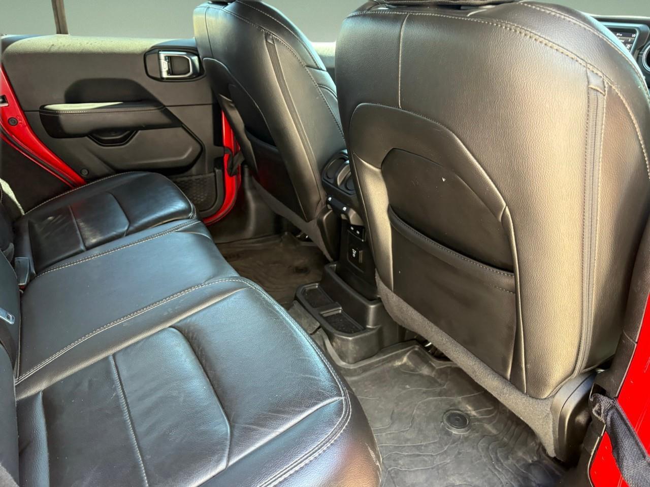 2021 Jeep WRANGLER UNLIMITED Sahara 4dr 4x4 Photo