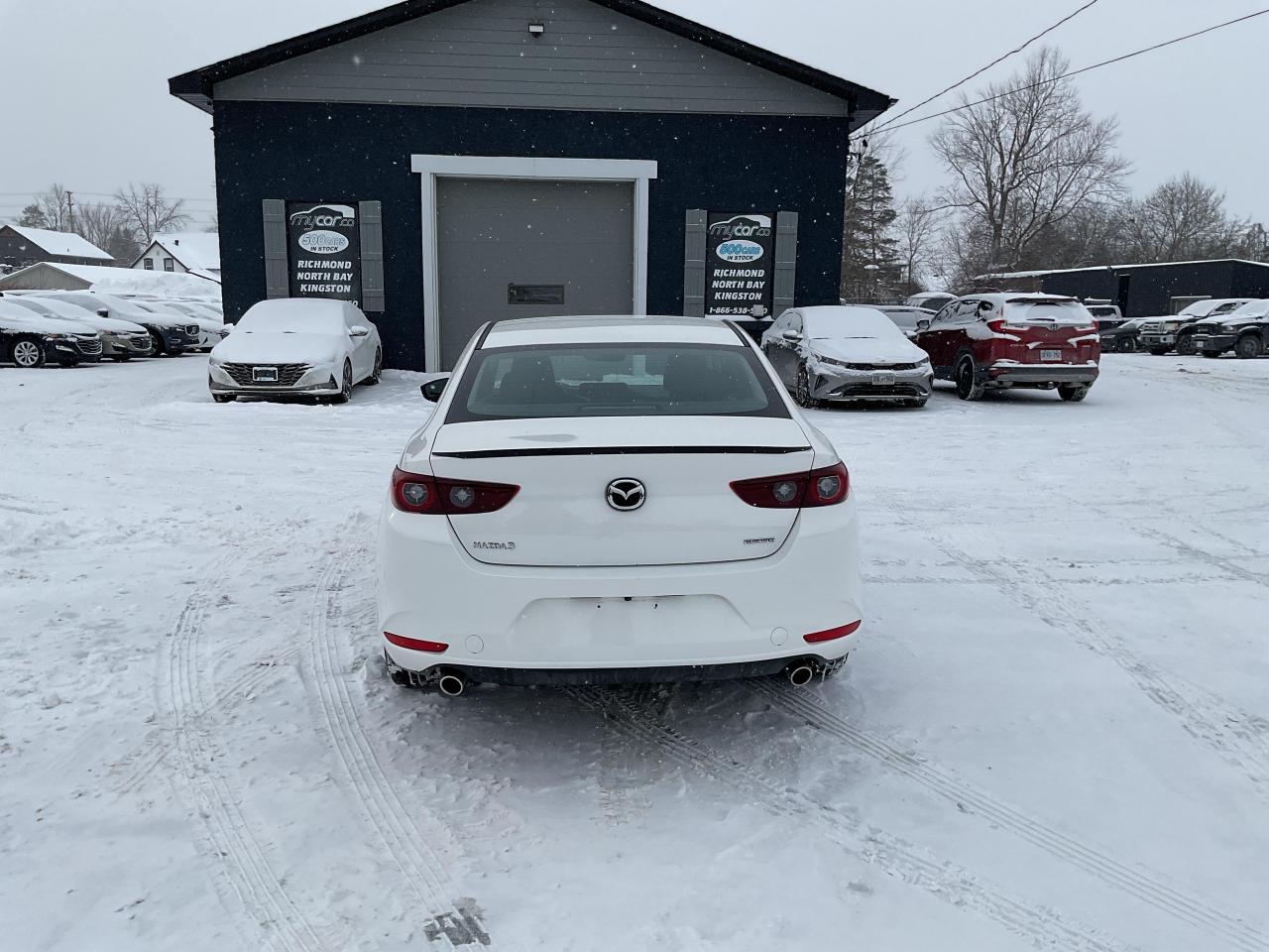2024 Mazda 3 GX (A6) 4dr Front-Wheel Drive Sedan Photo3