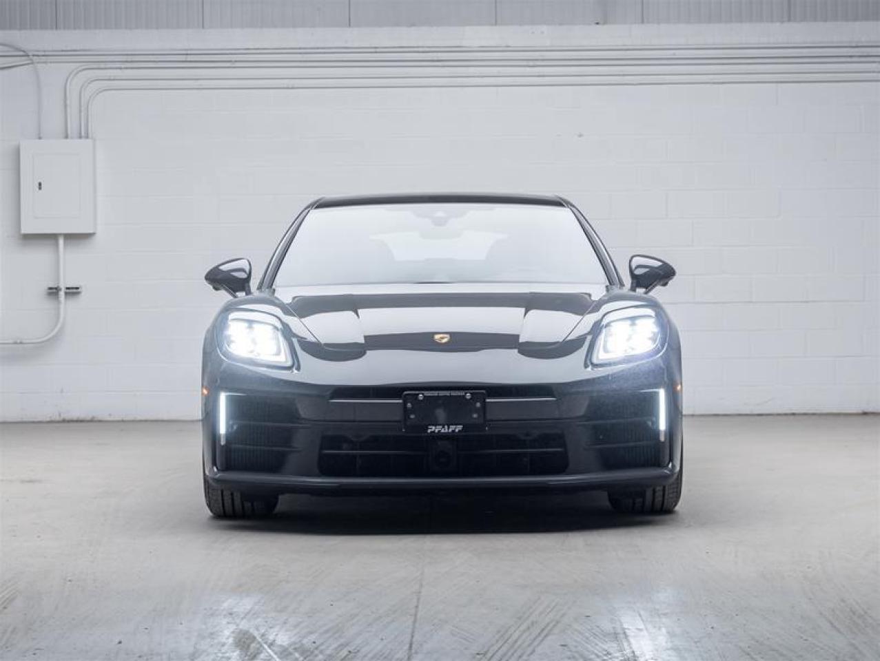 2025 Porsche Panamera  Photo