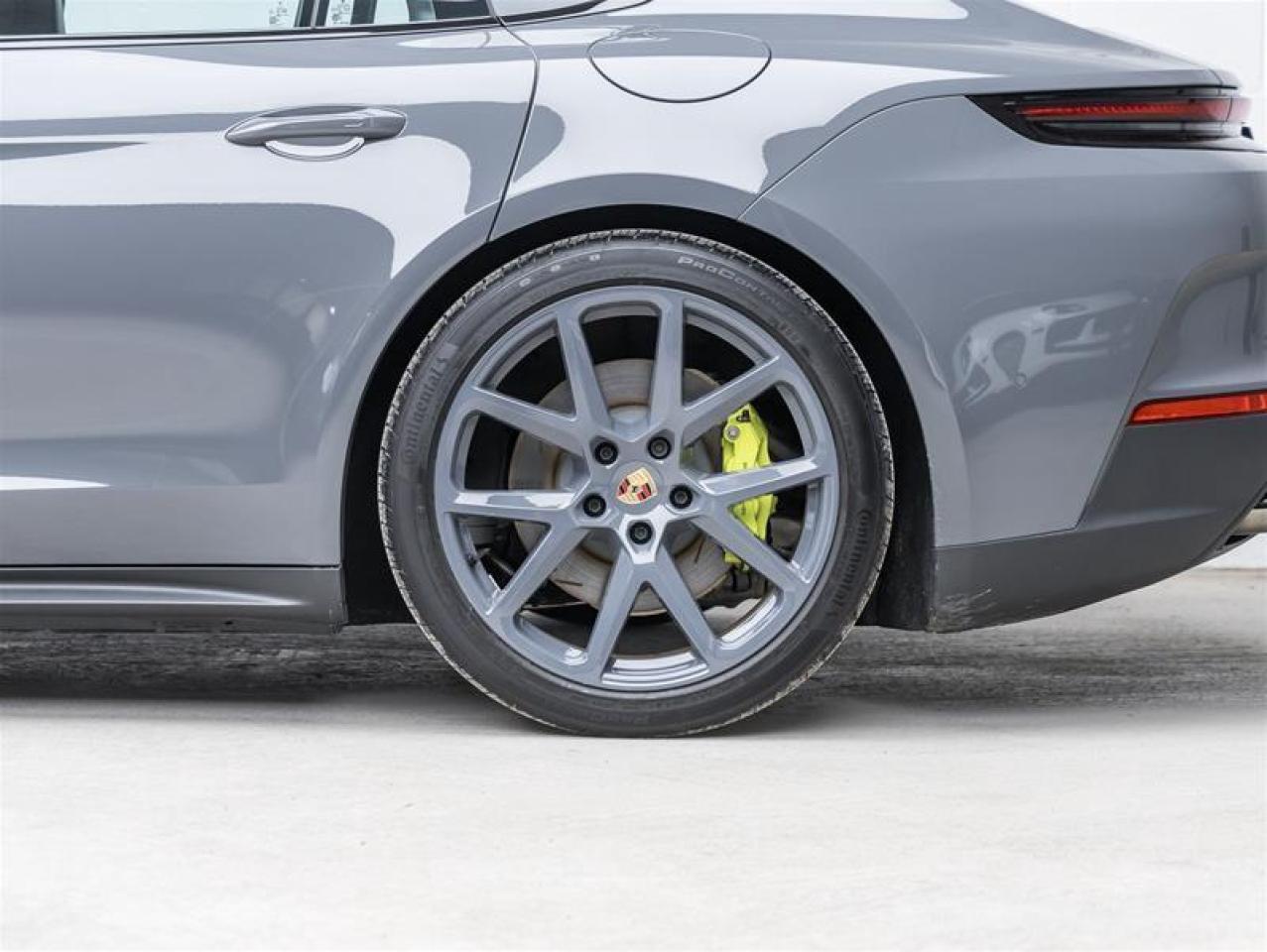 2025 Porsche Panamera  Photo