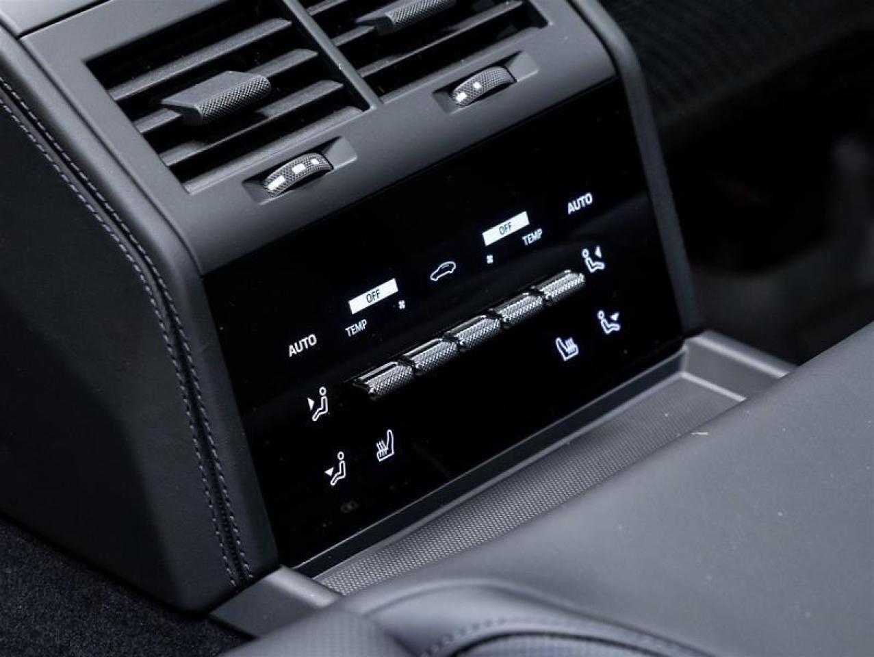 2025 Porsche Panamera  Photo