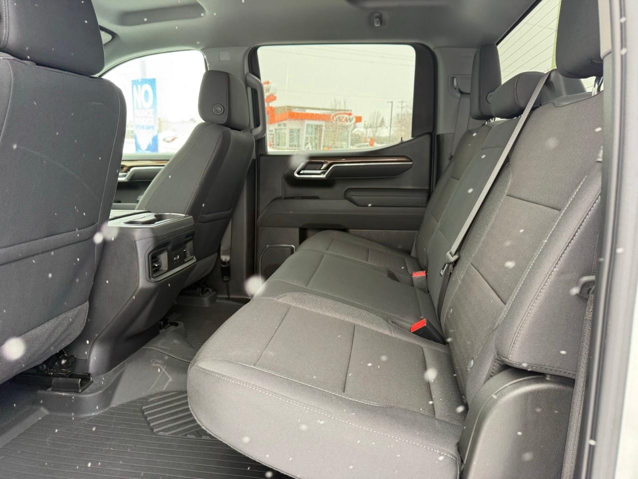 2025 Chevrolet Silverado 1500  Photo