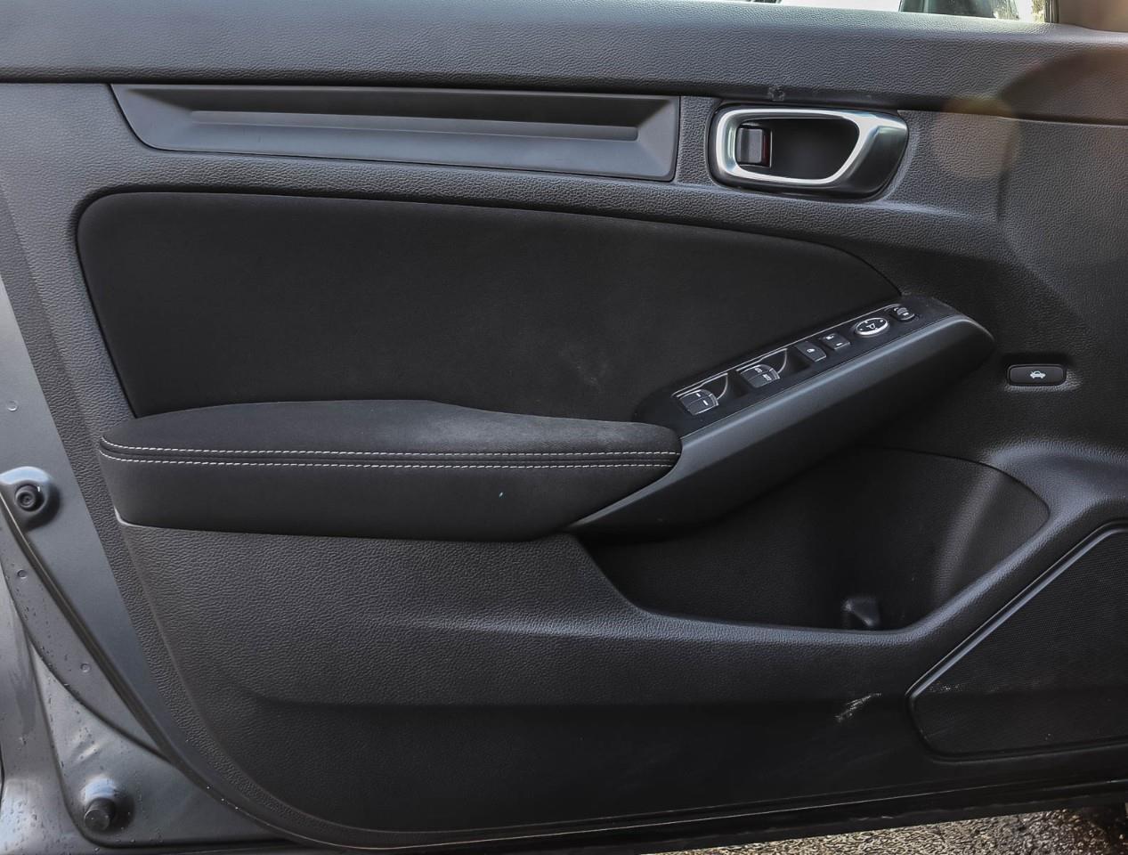 2024 Honda Civic LX-B 4dr Sedan Photo