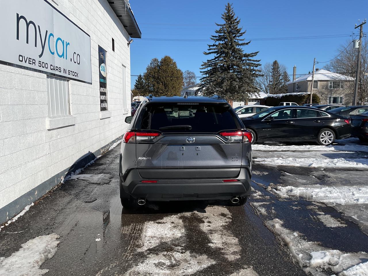 2024 Toyota RAV4 XLE 4dr All-wheel Drive Photo