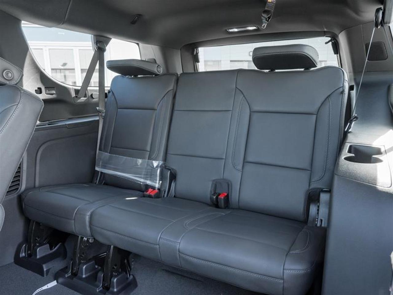 2026 Chevrolet Suburban Z71 4dr 4x4 Photo